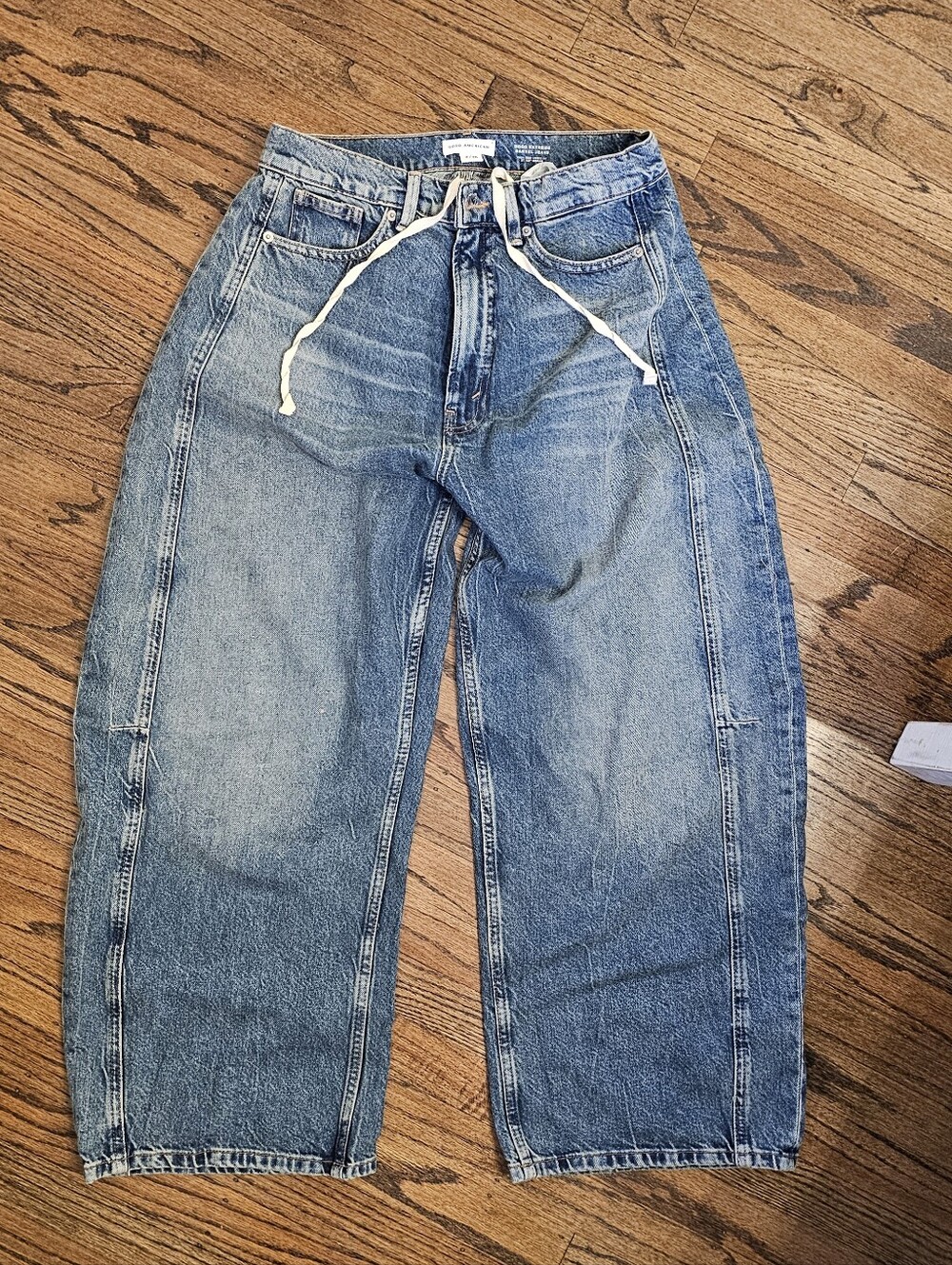 Good American Good Extreme Barrel Jeans Sz 6/28